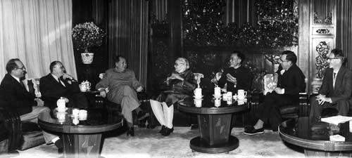 CCP Chairman Mao Zedong with Israel Epstein (first left), Soviet agents Anna Louise Strong (third left), Frank Coe (second right), and Solomon Adler (first right). Coe and Adler also were New Deal economists in the Administration of President Roosevelt