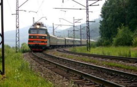 Донецьк відправляє на Київ цілий потяг
