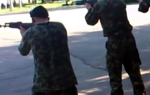 Таємничий батальйон Дніпро виконує бойову пісню (відео)