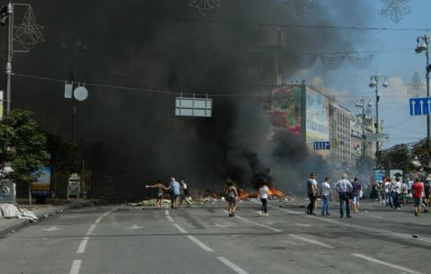 Влада показує свою незграбність - політолог про Майдан