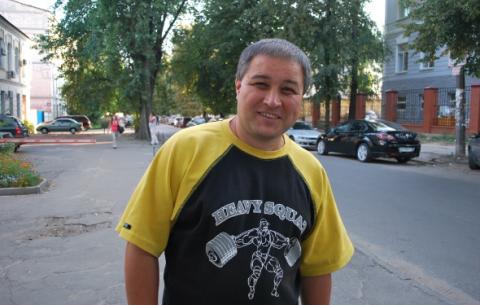 Олесь Вахній  - український журналіст, письменник, публіцист та громадський діяч