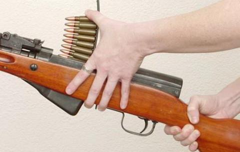 Вільні люди мають зброю, раби – ні. Озброюйся!