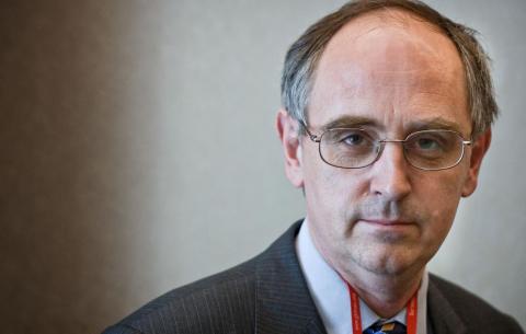Британський письменник, журналіст, редактор журналу The Economist Едвард Лукас