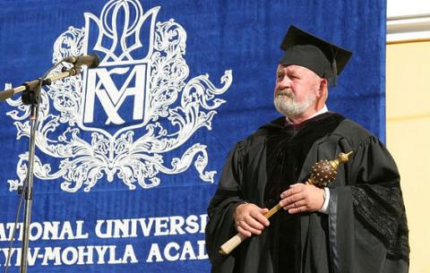 Почесний президент та засновник відрожденої Києво-Могилянської академії В'ячеслав Брюховецький